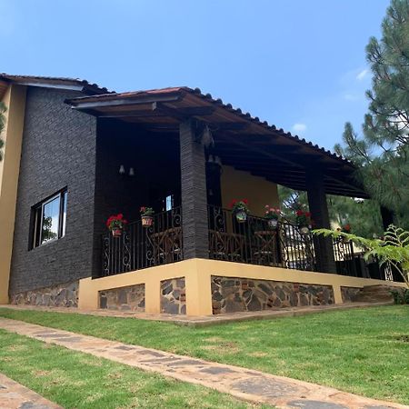 Cabana No.4 Puerta Del Bosque Mazamitla. Exterior photo